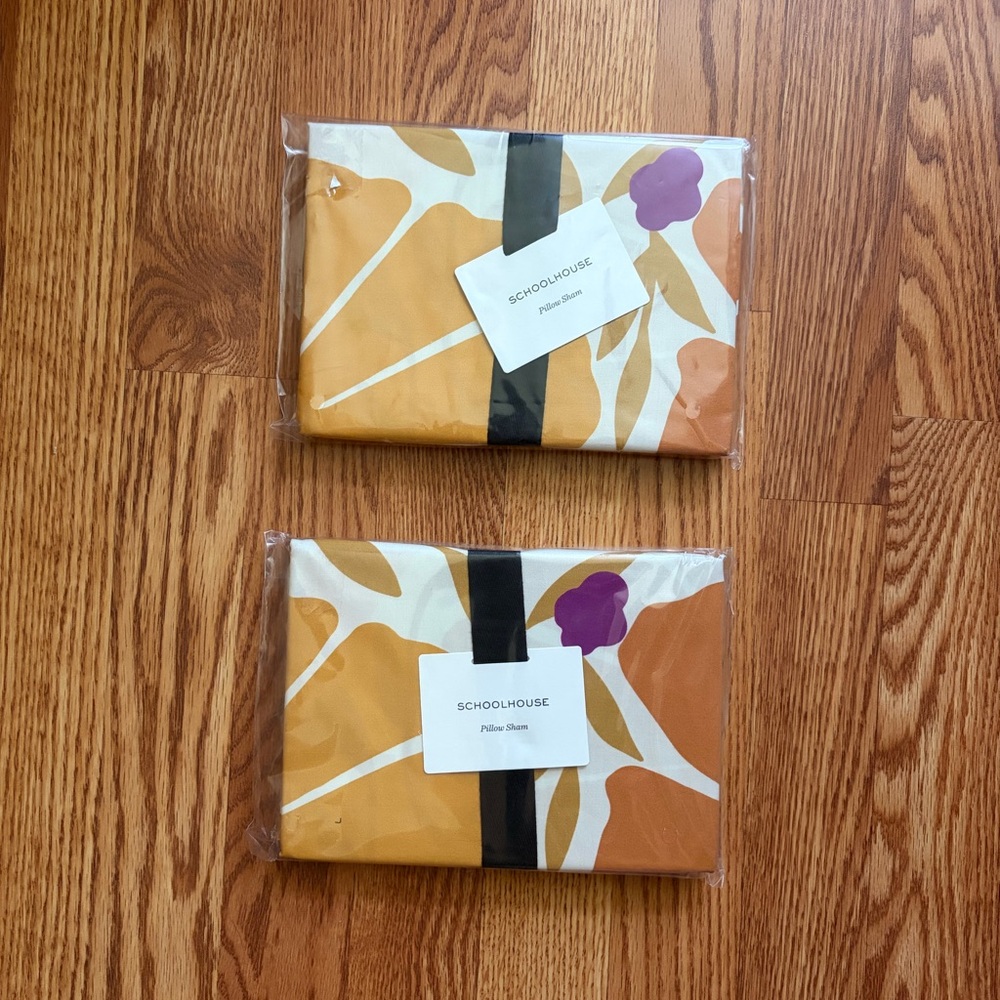 NEW Schoolhouse Sunburst Floral Yellow King Pillow Sham (Set of 2)